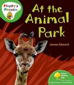 Oxford Reading Tree: Stage 2: Floppy's Phonics Non-Fiction: At the Animal Park