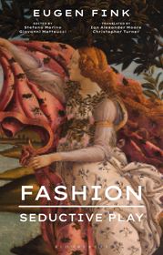 Fashion: Seductive Play Fashion: Seductive Play